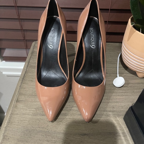 Boutique 9 - Picture 2 of 4